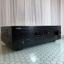 YAMAHA R-S202BL Stereo Receiver