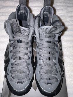 Nike Foamposite One “Carbon” Men’s Size 9 - $120 💵