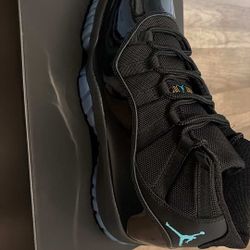 Jordan 11s Gamma Blues 