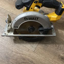 Dewalt Circular Saw
