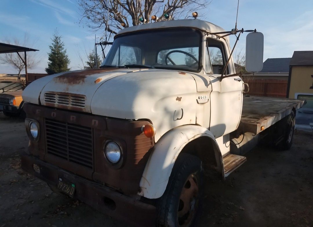 1966 Ford N600