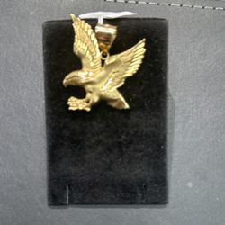 Gold Pendant 