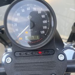 2020 Harley Davidson Iron, 883