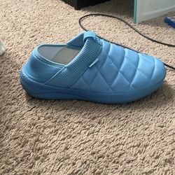 slippers for sell