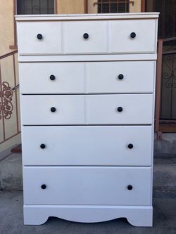 Tall White Dresser with 5 Drawers Ashley Furniture