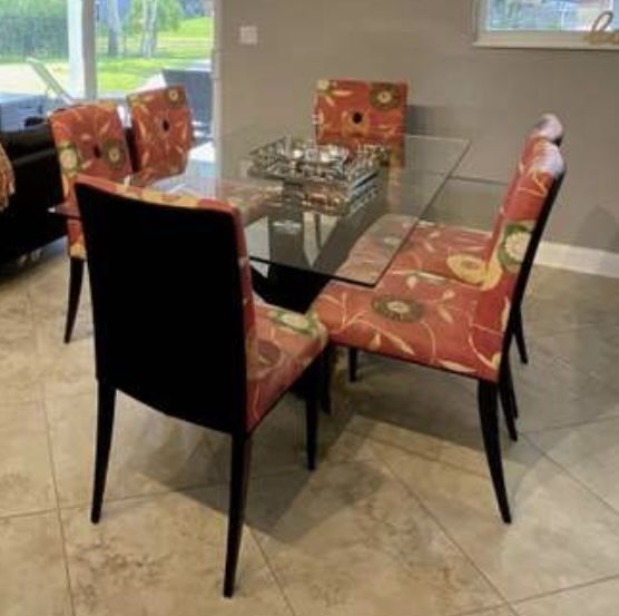 CUSTOM HIGH END DINNING ROOM TABLE AND CHAIRS SET - 6 CHAIRS