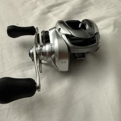 Shimano Tranx 150 Baitcast Reel - Right - 6.3:1