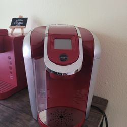 Gently Used Kurig Coffee Maker 