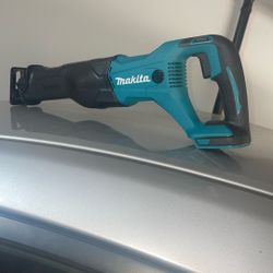 New Makita Sawzall LXT 18v - Tool Only And Pick Up Only 