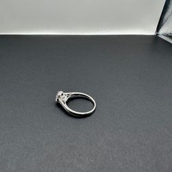 10kt white gold ring with diamonds
