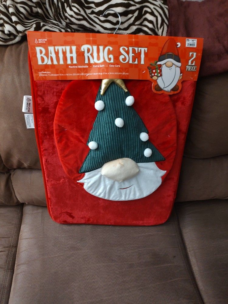 Brand New Christmas Rug And Toilet Lid Cover