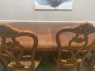 Wood table with 6 chairs and 2 x leafs