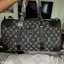 Black Duffle Bag For Sale