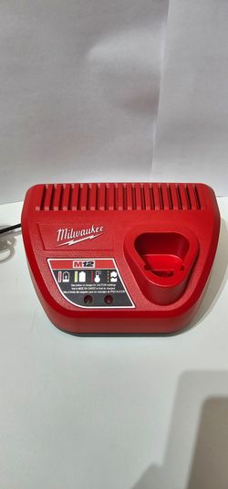 Milwaukee m12 battery charger 12v,  Milwaukee cargador de bateria de m12 12v