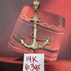 14K Solid Gold Pendant For Wedding 6.3Gr 