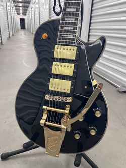 LIKE NEW Les Paul Custom **Plus Upgrades**