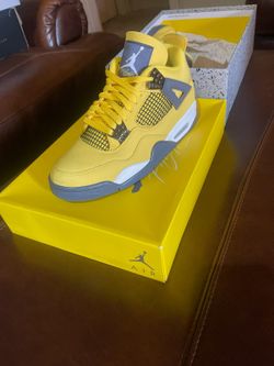 Jordan Retro 4