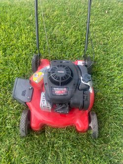 Yard Machine Push Lawnmower