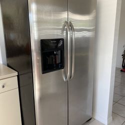 Frigidaire Kitchen Appliances