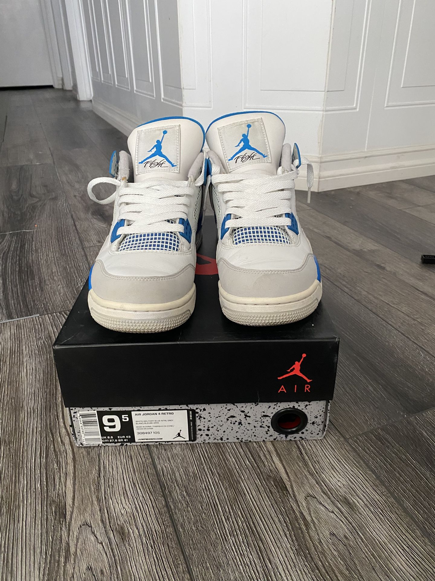 Retro Jordan Military Blue 4