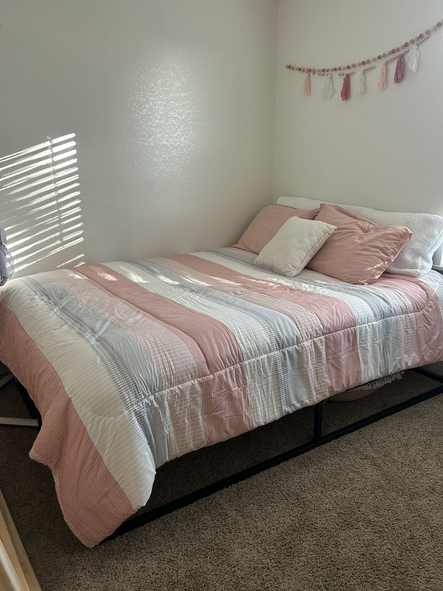 Hardly Used Queen Bed for Sale in Phelan, CA OfferUp
