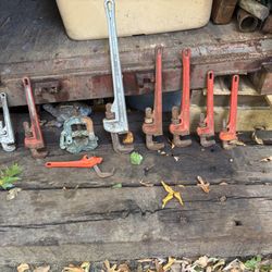 Ridgid & Schick Pipe Wrenches, Pipe Vise
