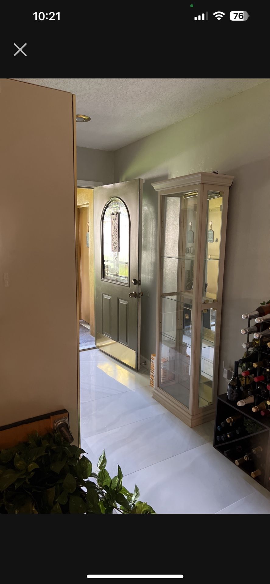 Curio Ivory Lighted 4 Glass Shelves