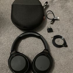 Sony WH-1000XM4 Noise Cancelling Headphones
