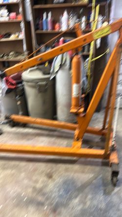 Engine hoist