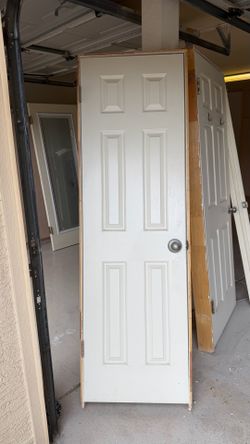 24 inch door (26 inch door frame)