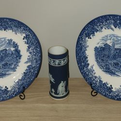 Wedgewood "Queensware" Dinner Plates (2) and Antique Jasperware Vase