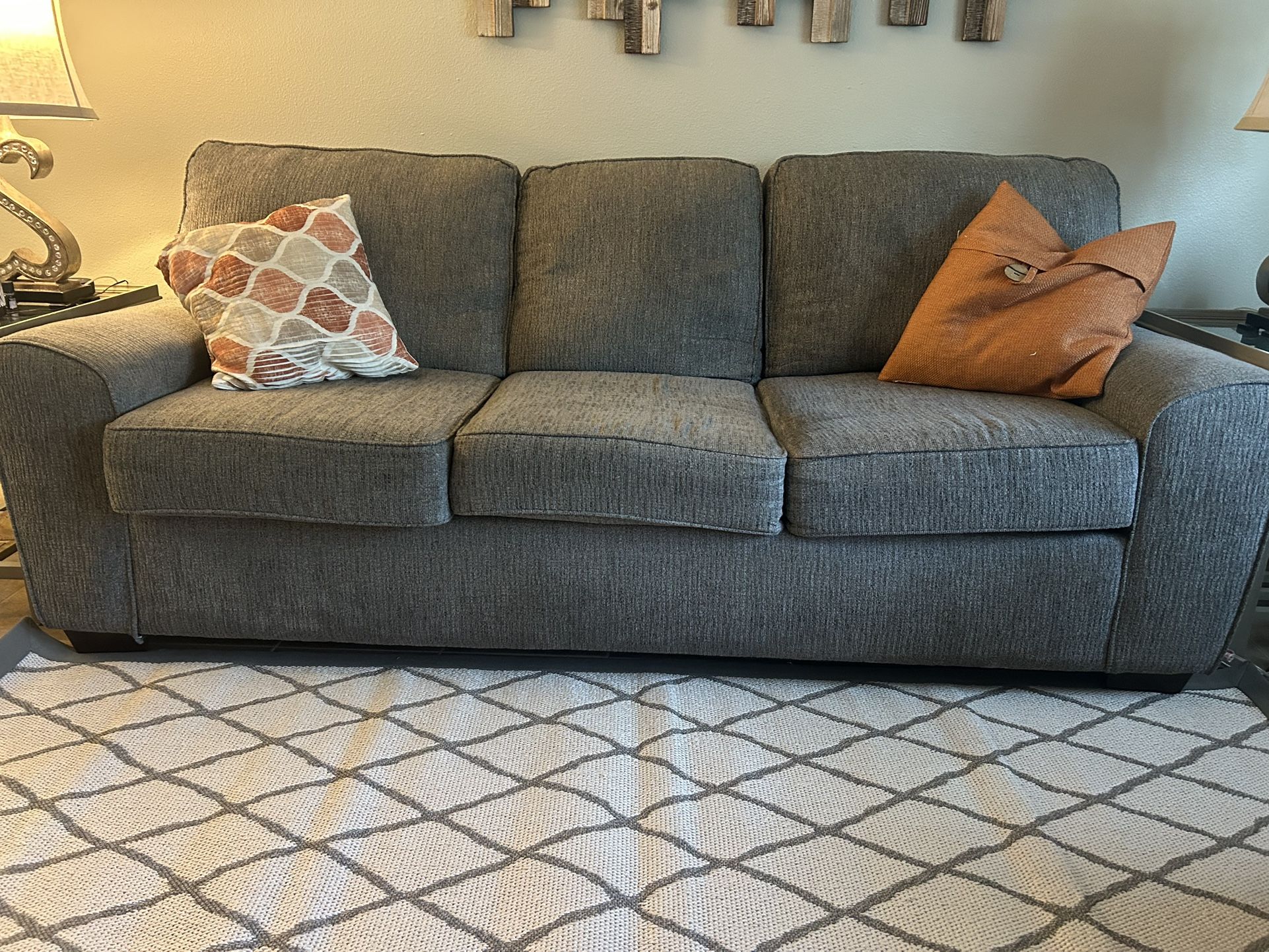 Free Couch And Recliner -must Puck Up