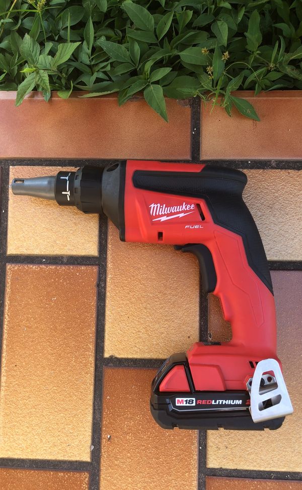 Milwaukee Drywall screw gun milwaukee tools . Pistola milwaukee para