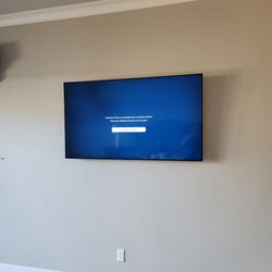 TV MOUNT