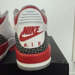 Jordan 3 Fire Red 