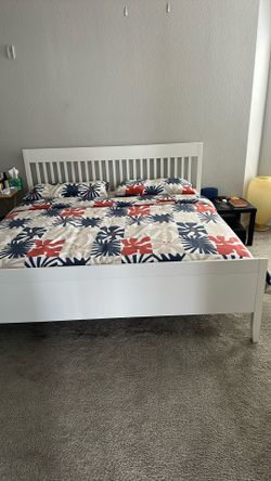 King size bed with mattress