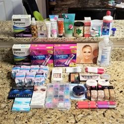 Beauty Products, Makeup, & Personal Hygeine - (3 pictures posted)