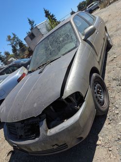 Parting Out 2005 Nissan Sentra Parts