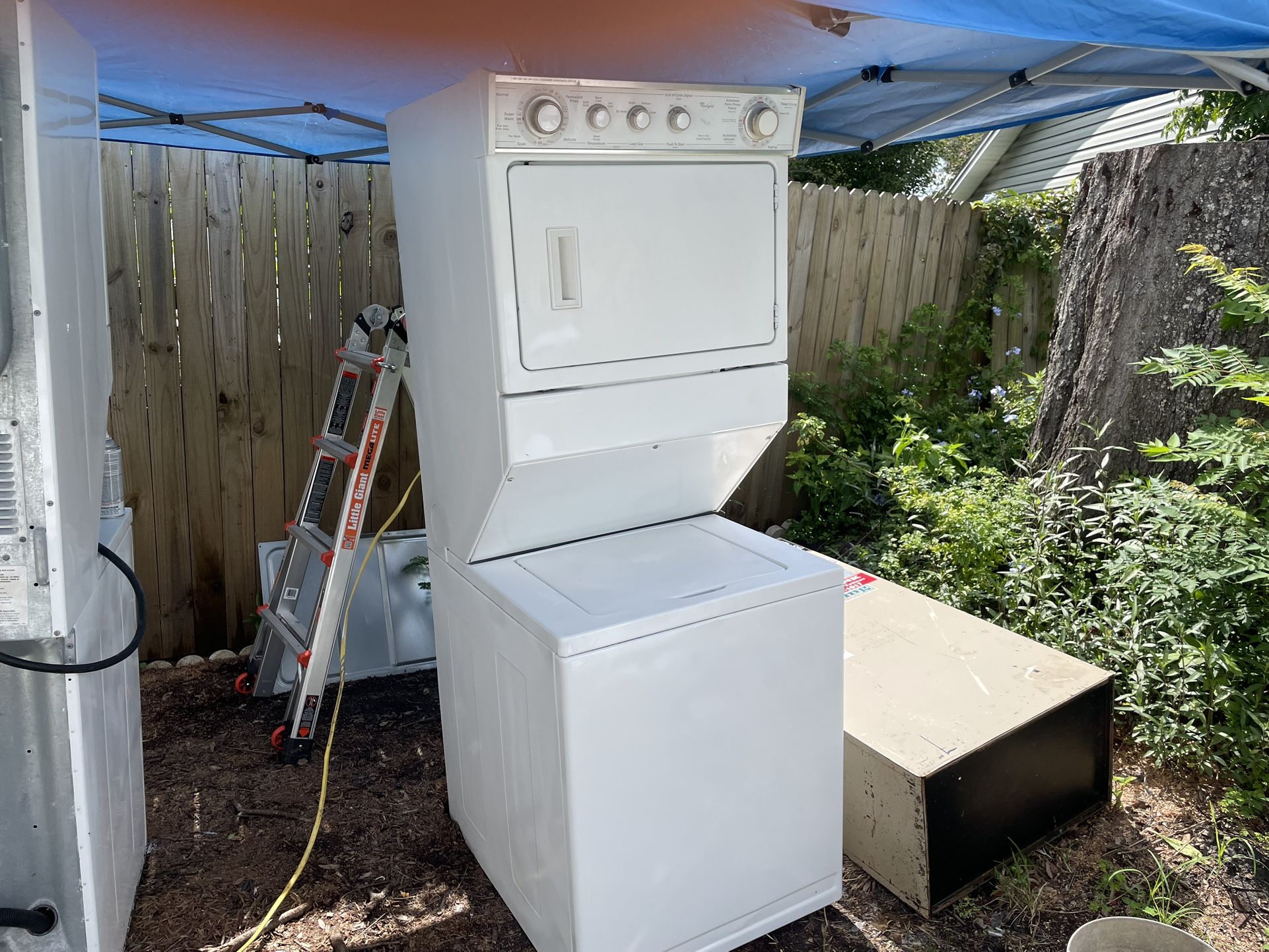Whirlpool Stacked Set With Warranty.