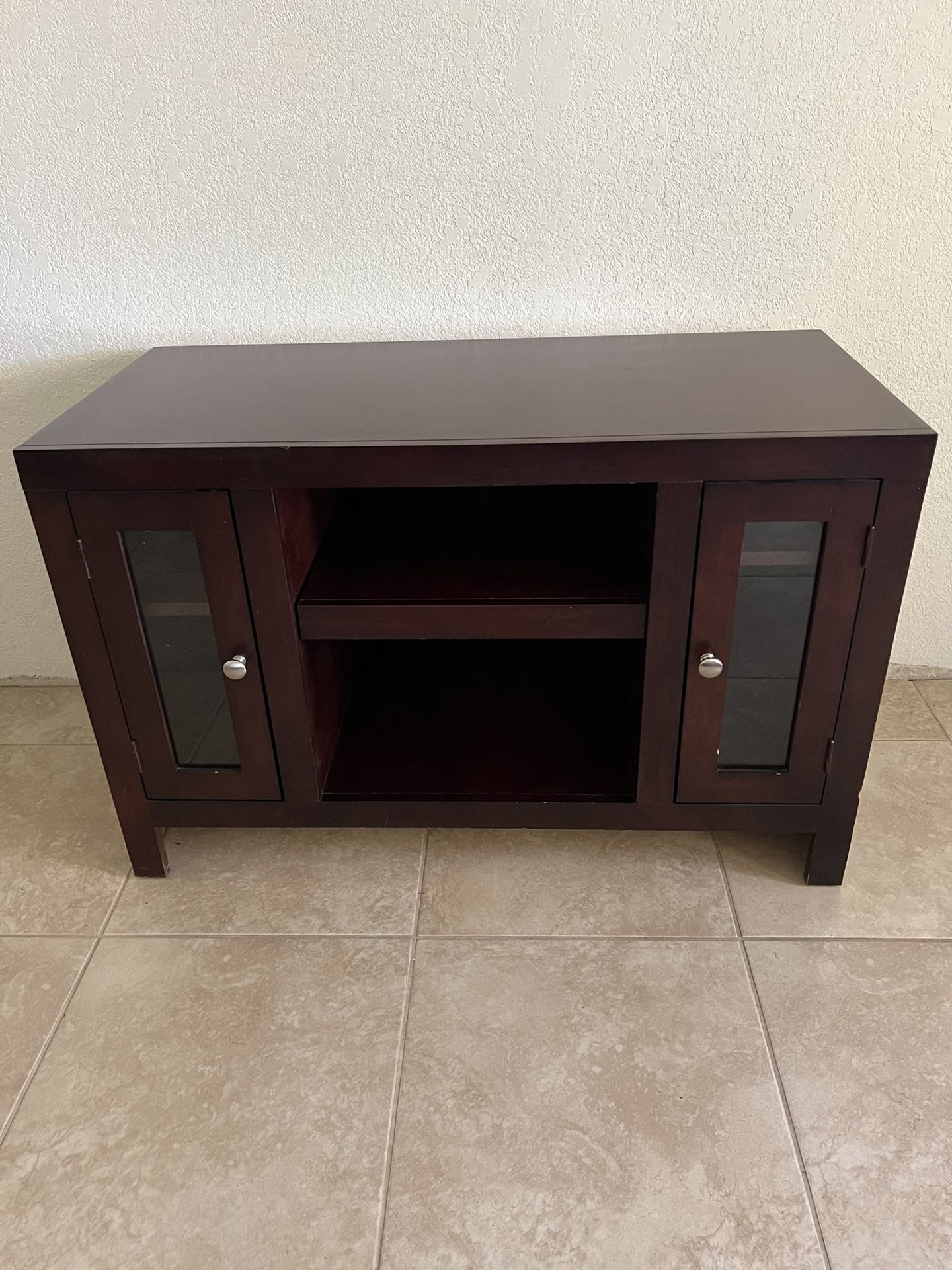 TV Cabinet & Storage