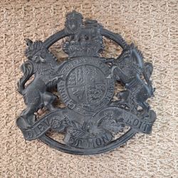 British Royal Coat of Arms Cast Iron Plaque
