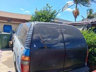 2001 Chevy suburban 2500 6.0 engine  run drive  no cats
