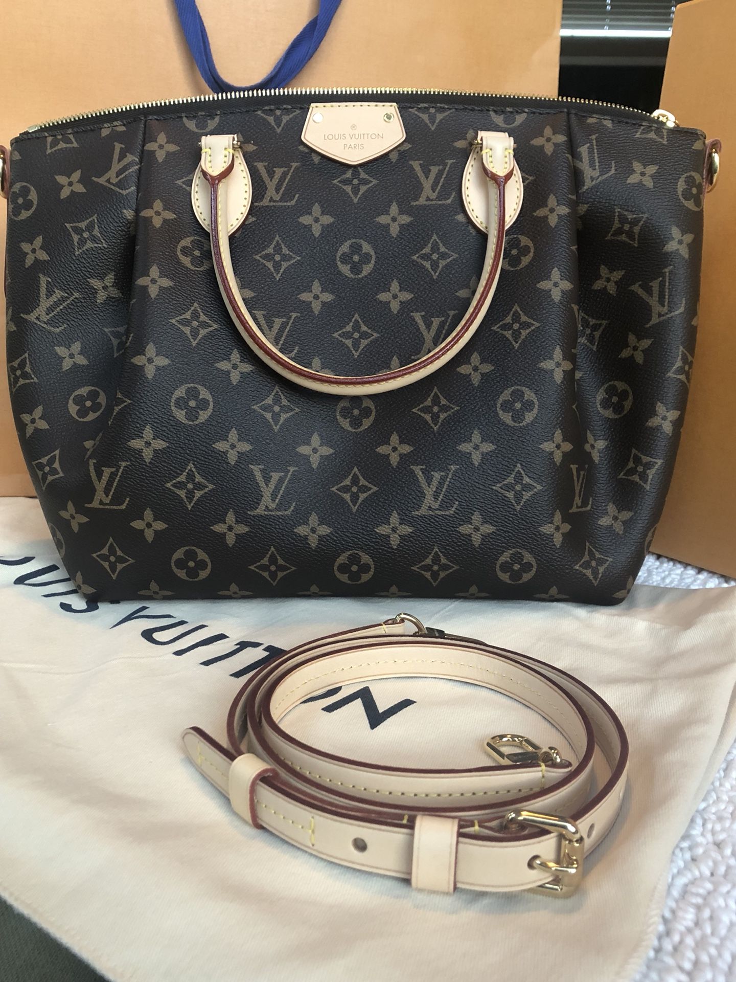 LOUIS VUITTON Turenne MM Handbag NEW w/tags, box, bag, leather strap. AUTHENTIC