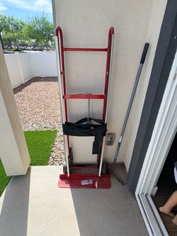 Heavy-Duty Hand Truck