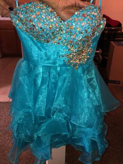 Cute dress size 4 in juniors