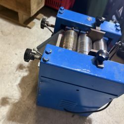 3 Roll Grinding Machine 