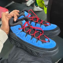 $60 MENS UGG SIZE 10.5 Firm On Price!