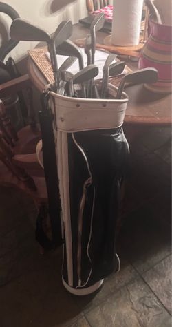 Golf clubs and bag all sold together