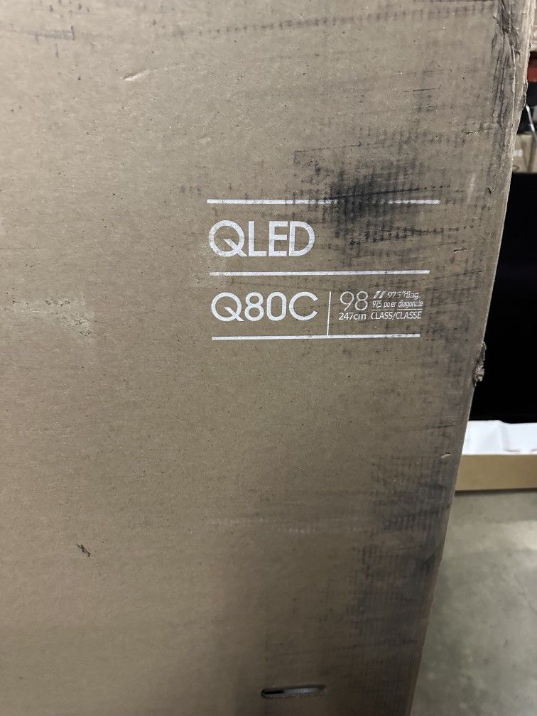 SAMSUNG 98-Inch Class QLED 4K Q80C Series Quantum HDR+, Dolby Atmos Object Tracking Sound Lite, Direct Full Array, Q-Symphony 3.0, Gaming Hub, Smart T