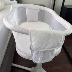 Halo bassinet